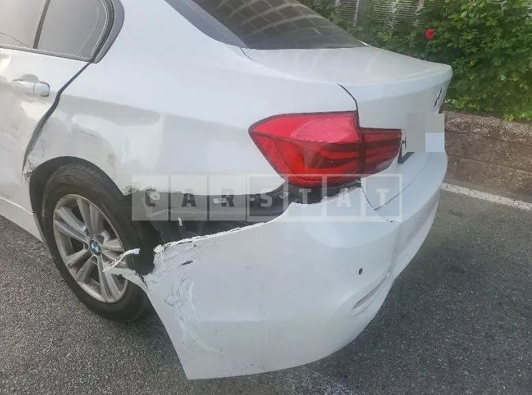 Photo 2 of 7: 2016 BMW 320d EfficientDynamics Edi — Korean insurance auction