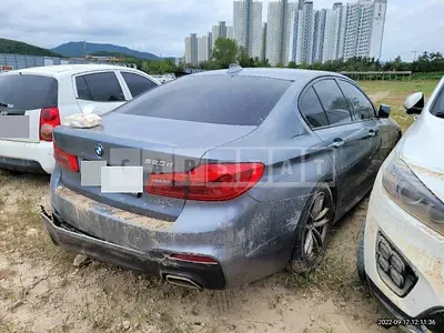 Photo 1 of 13: 2017 BMW Calm 520d — Korean insurance auction