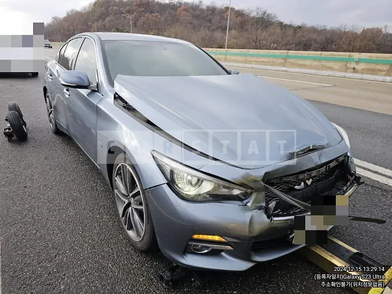 Photo 2 of 8: 2016 Infiniti Q50 2.2d — Korean insurance auction