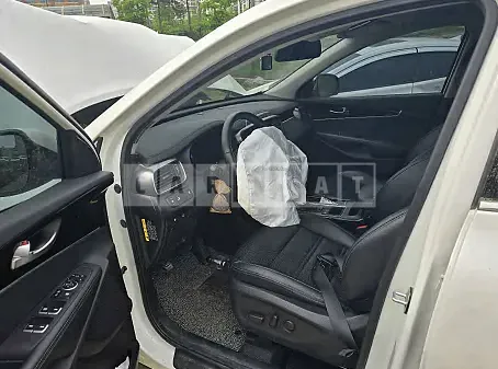 Photo 2 of 7: 2018 Kia Sorento — Korean insurance auction