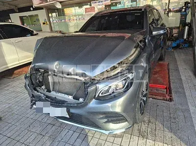 2017 Mercedes-Benz GLC220 d 4Matic