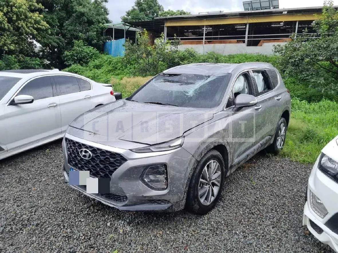 Photo 2 of 16: 2018 Hyundai Santa Fe TM, VIN KMHS281BBKU075741 — Korean insurance auction