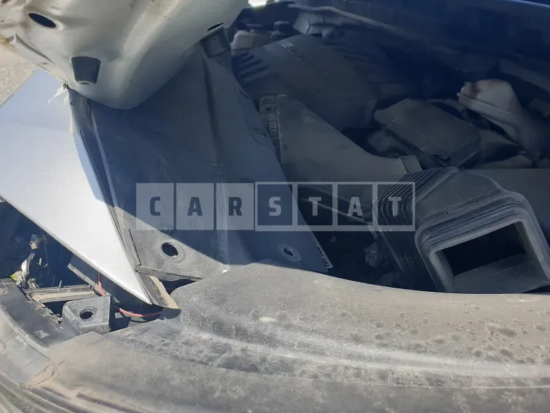 Photo 2 of 47: 2015 Kia Carnivals — Korean insurance auction