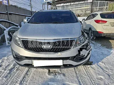 Photo 1 of 26: 2015 Kia Sportage, VIN KNAPE813DFK748000 — Korean insurance auction