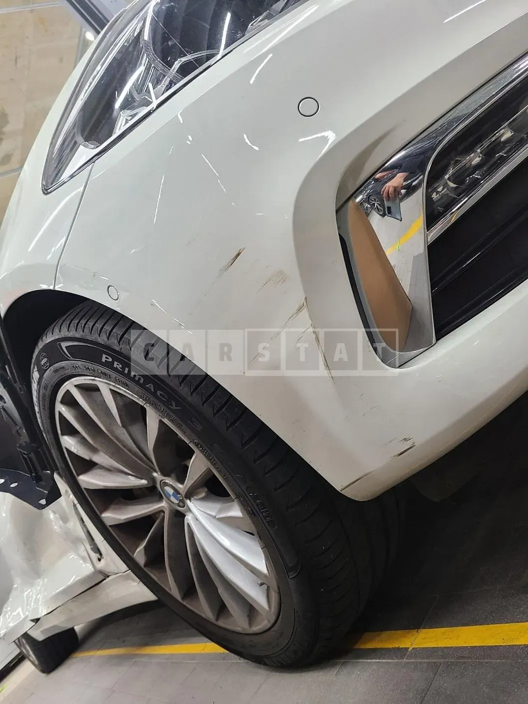 Photo 2 of 32: 2019 BMW 530i xDrive Luxury, VIN WBAJD9104KWC84213 — Korean insurance auction