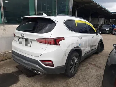 Photo 1 of 10: 2019 Hyundai Santa Fe TM 4WD, VIN KMHS281BDLU216531 — Korean insurance auction