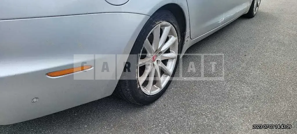 Photo 2 of 45: 2016 Jaguar XJ 3.0d, VIN SAJAA2290GNV97724 — Korean insurance auction