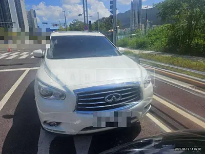Photo 1 of 18: 2016 Infiniti QX60 AWD — Korean insurance auction