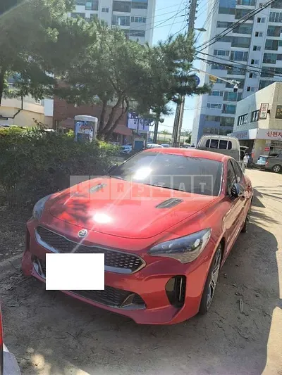 Photo 1 of 37: 2019 Kia Stinger, VIN KNAE751CDKS043601 — Korean insurance auction