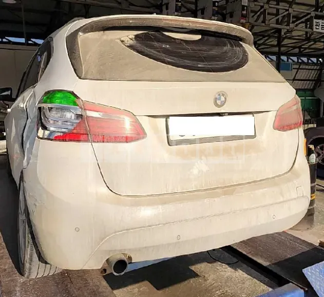 Photo 2 of 17: 2016 BMW Active Tourer, VIN WBA2C1103GV484390 — Korean insurance auction