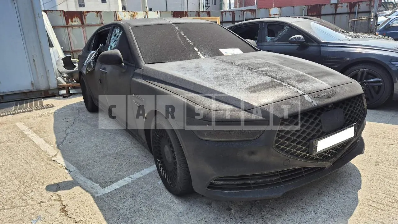 Photo 2 of 15: 2019 Hyundai Genesis G90, VIN KMHG341DDKU073644 — Korean insurance auction