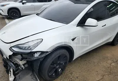 Photo 1 of 5: 2021 Tesla Model Y LongRange, VIN 5YJYGDEE2MF225862 — Korean insurance auction