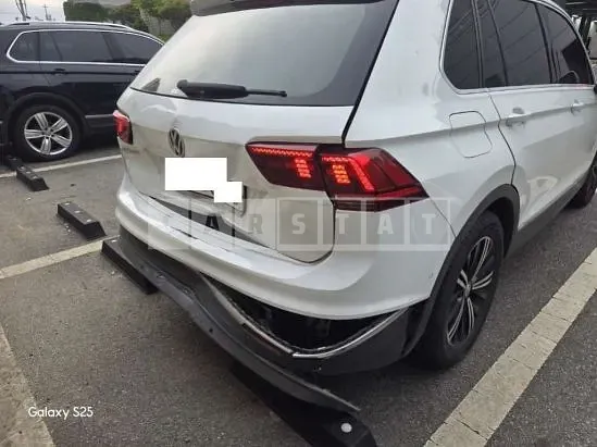 Photo 2 of 17: 2020 Volkswagen Tiguan 2.0 TDI — Korean insurance auction