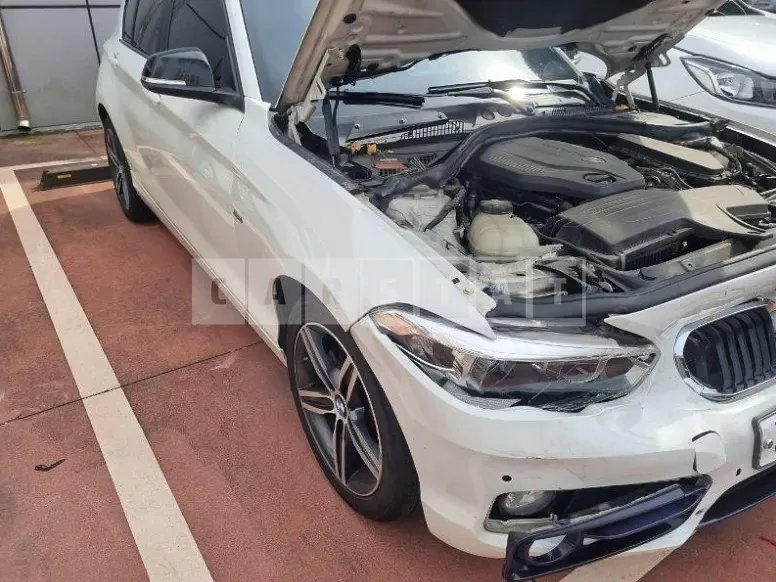 Photo 2 of 16: 2016 BMW 118d — Korean insurance auction