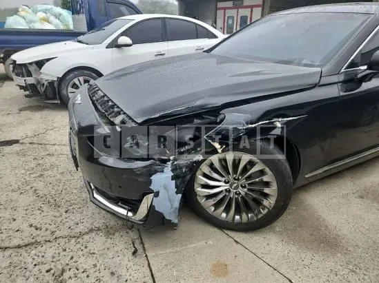 Photo 2 of 13: 2016 Hyundai EQ900, VIN KMHG241DDGU010573 — Korean insurance auction