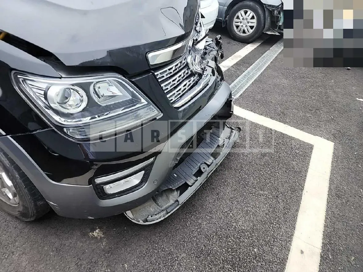 Photo 2 of 47: 2015 Kia Mojave 3.0 (4WD), VIN KNAKR814DFA140109 — Korean insurance auction