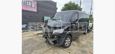 Photo 1 of 52: 2023 Mercedes-Benz Sehwa Sprinter — Korean insurance auction