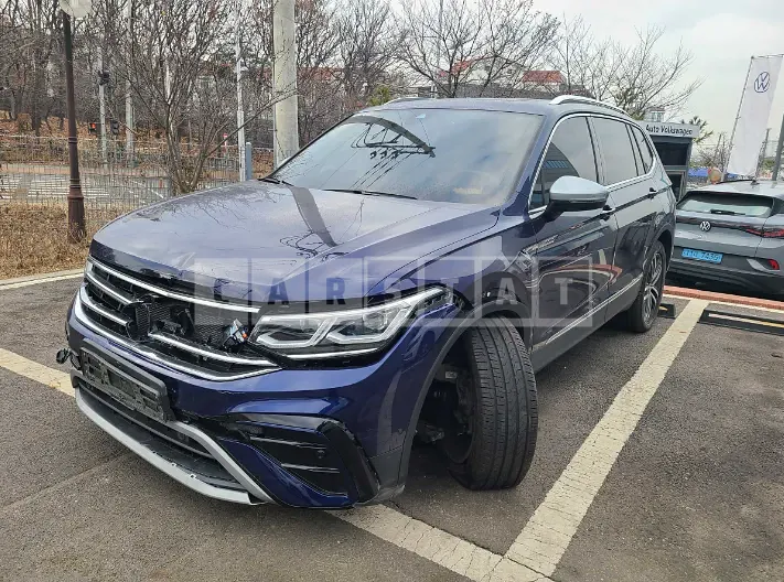 Photo 2 of 18: 2023 Volkswagen Tiguan, VIN WVGZZZ5N7PM006348 — Korean insurance auction