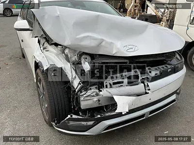 Photo 1 of 29: 2021 Hyundai IONIQ 5, VIN KMHKN81AFNU020159 — Korean insurance auction