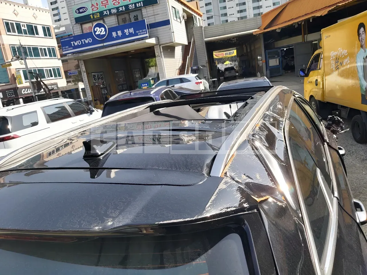Photo 2 of 13: 2021 Kia Sorento, VIN KNARH81BGMA008964 — Korean insurance auction