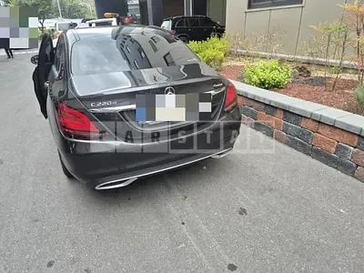 Photo 1 of 115: 2021 Mercedes-Benz C220 d 4Matic — Korean insurance auction