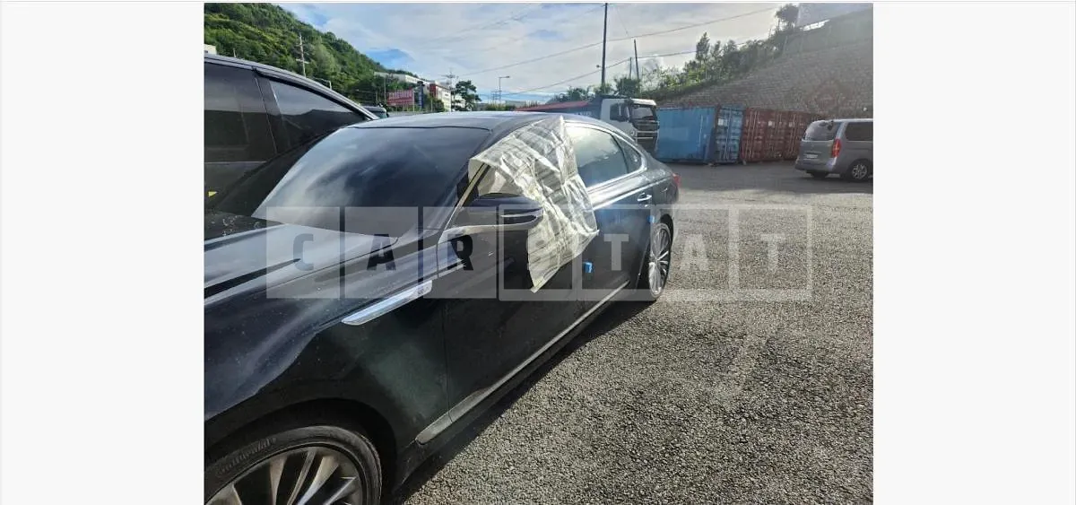 Photo 2 of 13: 2022 Kia K9 AWD — Korean insurance auction