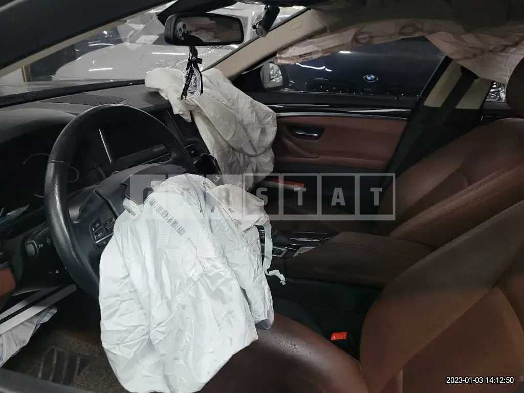 Photo 2 of 14: 2015 BMW 520d, VIN WBA5E5109FG059242 — Korean insurance auction