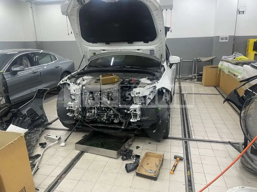 Photo 2 of 75: 2023 Volvo XC60 B6 — Korean insurance auction