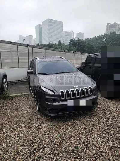 Photo 1 of 11: 2016 Jeep Zip Cherokee 2.4, VIN 1C4PJMCB1HW542524 — Korean insurance auction