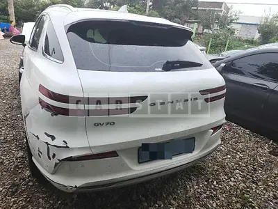 Photo 1 of 11: 2022 Genesis GV70 Electric — Korean insurance auction