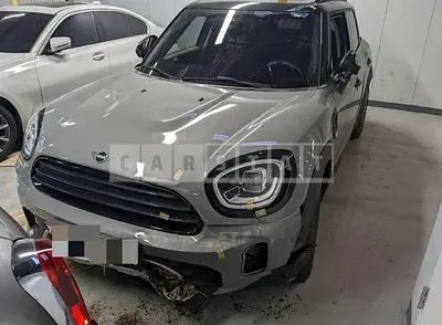 Photo 1 of 54: 2021 MINI Cooper Countryman, VIN WMW31BR01M3M31098 — Korean insurance auction