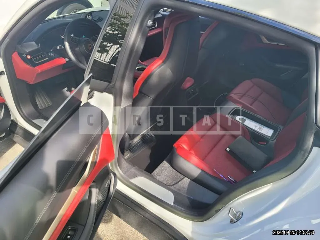 Photo 2 of 40: 2022 Porsche Tycan 4S, VIN WP0AB2Y1XNSA44951 — Korean insurance auction