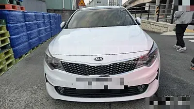 Photo 1 of 9: 2015 Kia K5 — Korean insurance auction