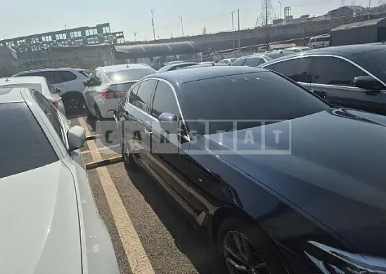 Photo 2 of 15: 2018 BMW 520d xDrive — Korean insurance auction