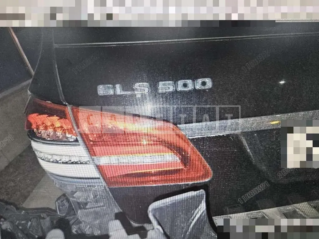 Photo 2 of 7: 2017 Mercedes-Benz GLS500 4Matic — Korean insurance auction