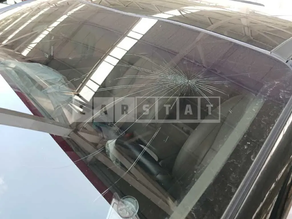 Photo 2 of 18: 2016 Kia Carnival, VIN KNHMF37ABGS232496 — Korean insurance auction