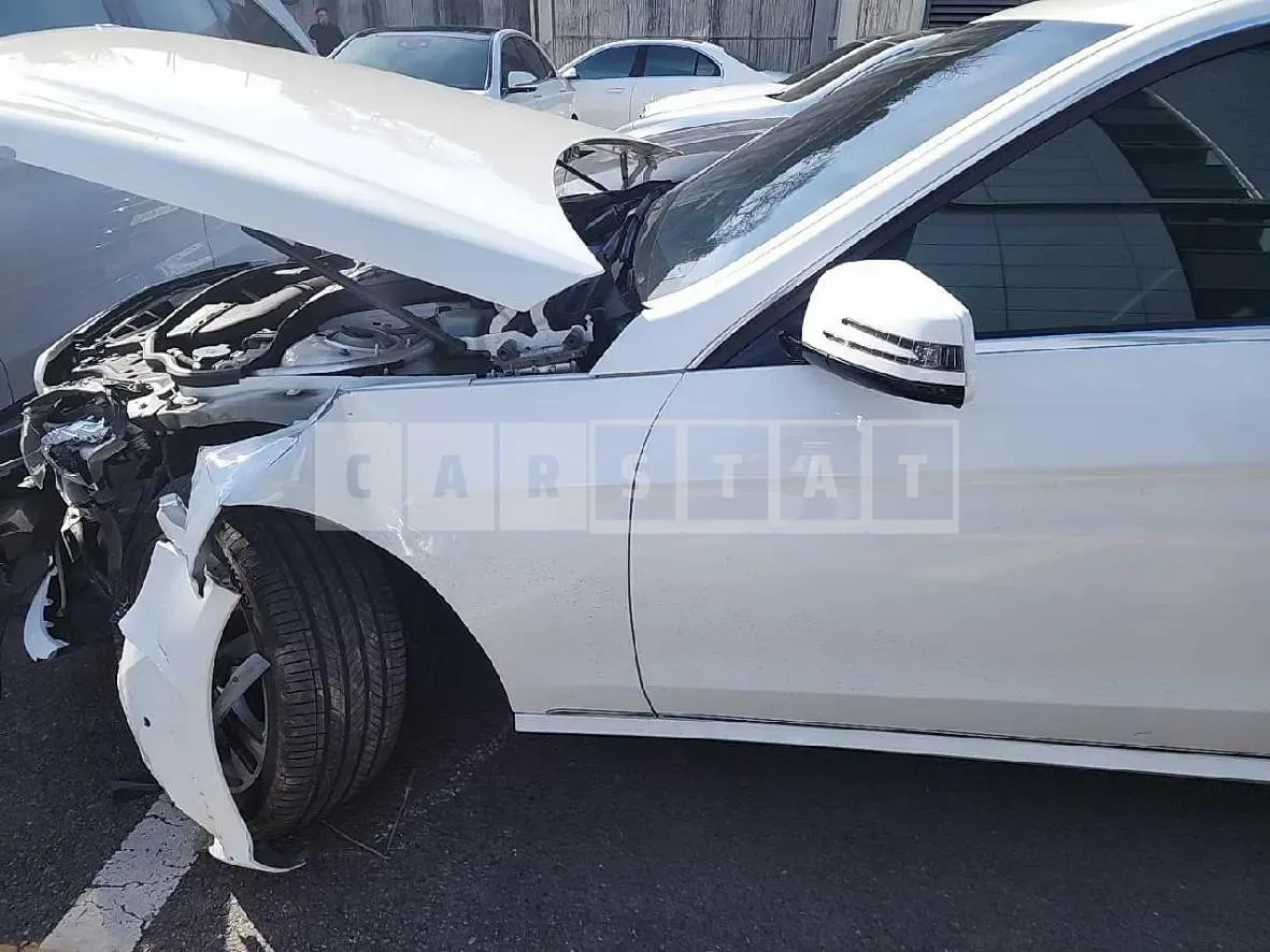 Photo 2 of 12: 2015 Mercedes-Benz E220 CDI, VIN WDDHF0CB5GB206613 — Korean insurance auction