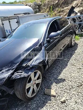 Photo 2 of 12: 2016 Jaguar XE 2.0d — Korean insurance auction