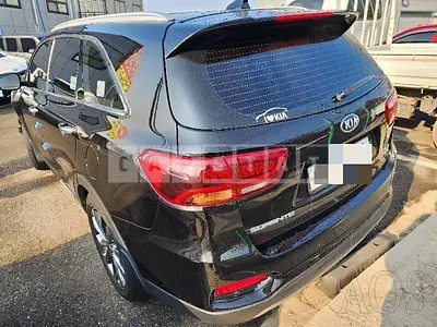 Photo 1 of 8: 2018 Kia Sorento 2.2 (4WD), VIN KNAPH81BDJA439274 — Korean insurance auction