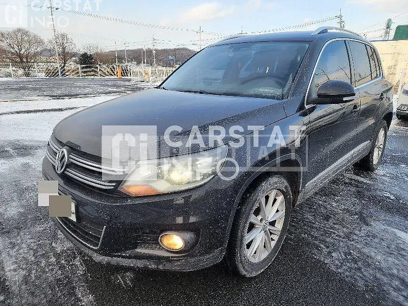 Photo 2 of 7: 2015 Volkswagen Tiguan 2.0 TDI Blue Motion, VIN WVGZZZ5NZFW601555 — Korean insurance auction