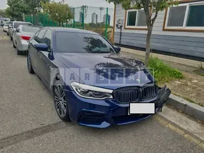 Photo 1 of 8: 2020 BMW 530i M Sport Package, VIN WBAJR5101LCD50729 — Korean insurance auction