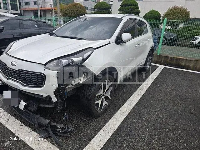 Photo 2 of 8: 2018 Kia Sportage — Korean insurance auction