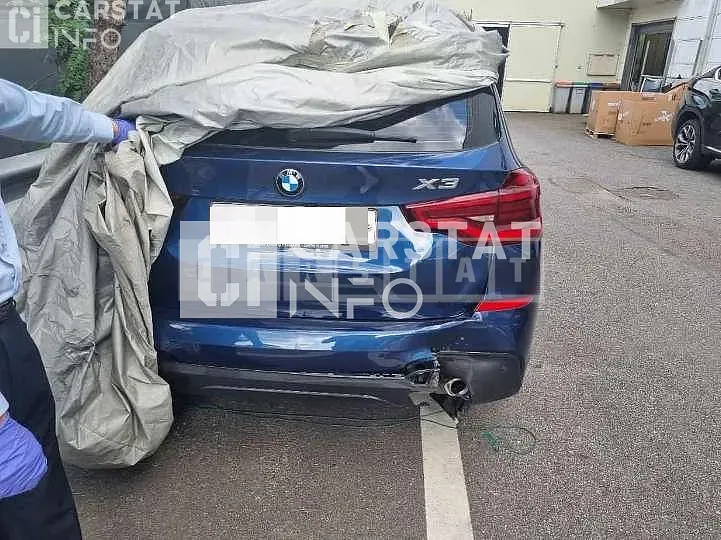 Photo 2 of 4: 2017 BMW X3 xDrive30d M Sport Package, VIN WBATX710XJLB46762 — Korean insurance auction