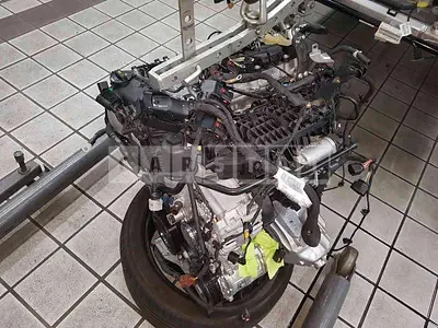 Photo 1 of 5: 2019 BMW Engine Q7 45 TFSI quattro Engine, VIN WAUZZZ4M4KD042243 — Korean insurance auction