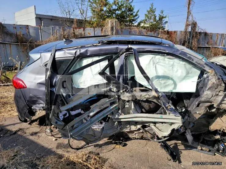 Photo 2 of 12: 2020 Hyundai Tucson TL 1.6 (Gasoline), VIN KMHJ3812GLU282372 — Korean insurance auction