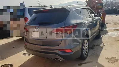 Photo 1 of 10: 2018 Hyundai Santa Fe 2.0 — Korean insurance auction
