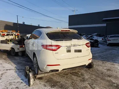 Photo 1 of 24: 2018 Maserati Levante S, VIN ZN661YUG2JX283117 — Korean insurance auction