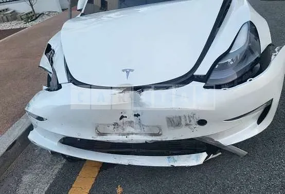 Photo 2 of 19: 2021 Tesla Model 3 Long Range, VIN 5YJ3E1EB3MF946695 — Korean insurance auction