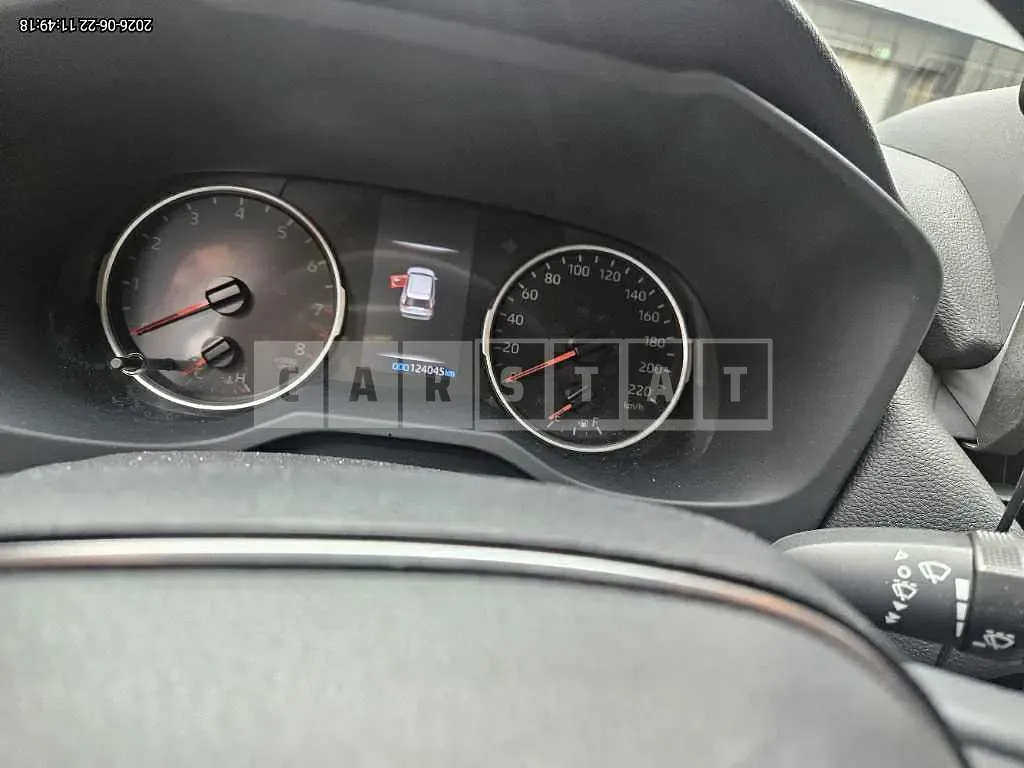 Photo 2 of 25: 2019 Toyota Love 4 — Korean insurance auction