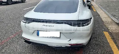 Photo 1 of 32: 2022 Porsche Panamera 4 — Korean insurance auction